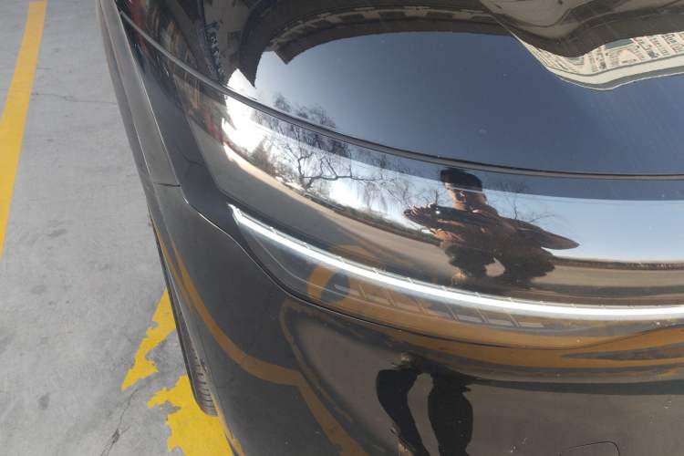 Used Zeekr 7X 2025 100 kWh Long-Range Rear-Wheel Drive with Intelligent Driving Features Right Front Headlight