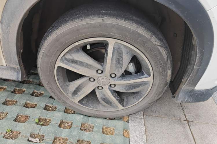 Used Honda Vezel 2022 1.5L CVT Phantom Night Pioneer Edition Right Front Wheel Hub