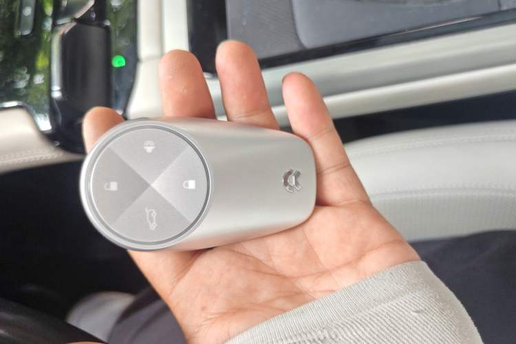 Used Nio ES8 2018 Founder Edition Vehicle Key