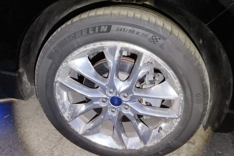 Used Ford Edge 2015 2.0T GTDi Four-Wheel Drive Prestige Model