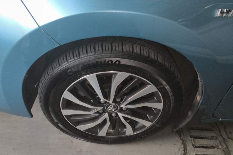 Used Toyota Corolla 2018 Dual-Engine 1.8L E-CVT Smart Edition