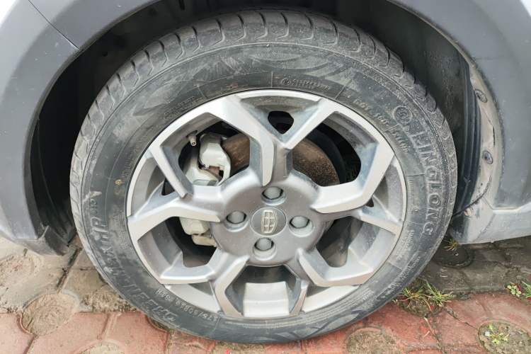 Used Geely Auto Vision X1 2017 1.3L Automatic Player Edition
