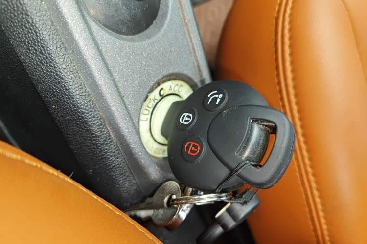 Used smart fortwo 2014 1.0 MHD Hardtop New Year Special Edition Interior 1