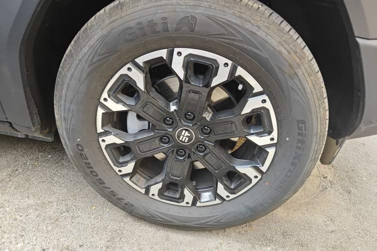 Used Jetour Zongheng G700 Trailblazer 2025 Model Xiangjing Edition 6-seater