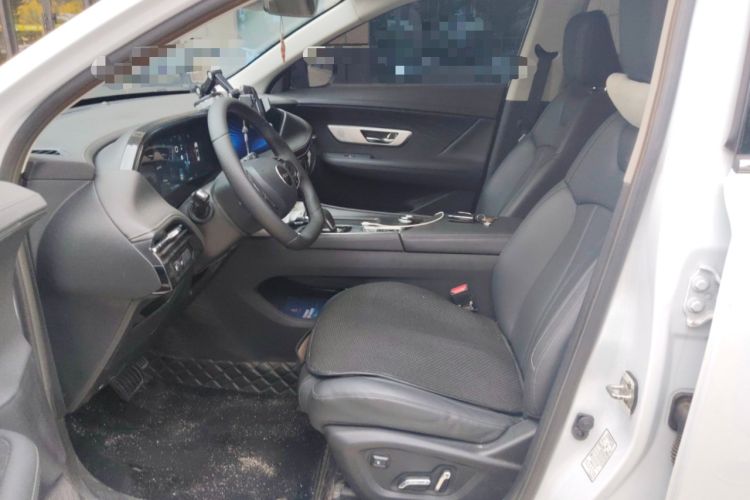 Used Dongfeng Aeolus Huge 2022 Mach Dual-Motor 1.5T MHD Dare-to-Dream Edition