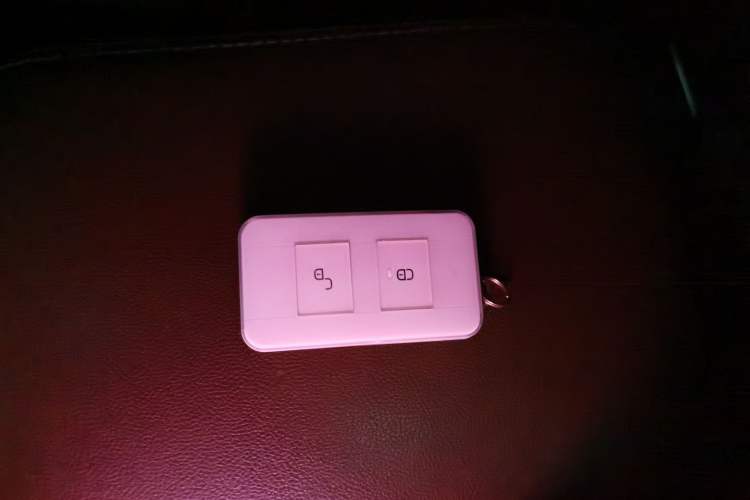 Used BYD Tang New Energy 2015 2.0T Four-Wheel-Drive Flagship Model
