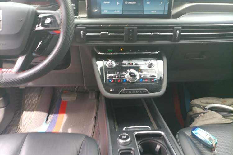 Used Lincoln Corsair 2022 2.0T Two-Wheel Drive Luxury Edition
