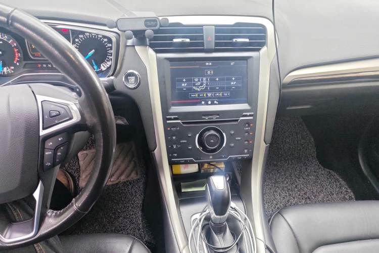 Used Ford Mondeo 2013 2.0L GTDi 200 Fashion Edition
