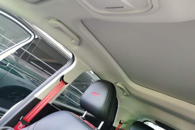 Used ORA Good Cat GT 2024 Revised Edition Mulan Version 401 km Luxury Grade
