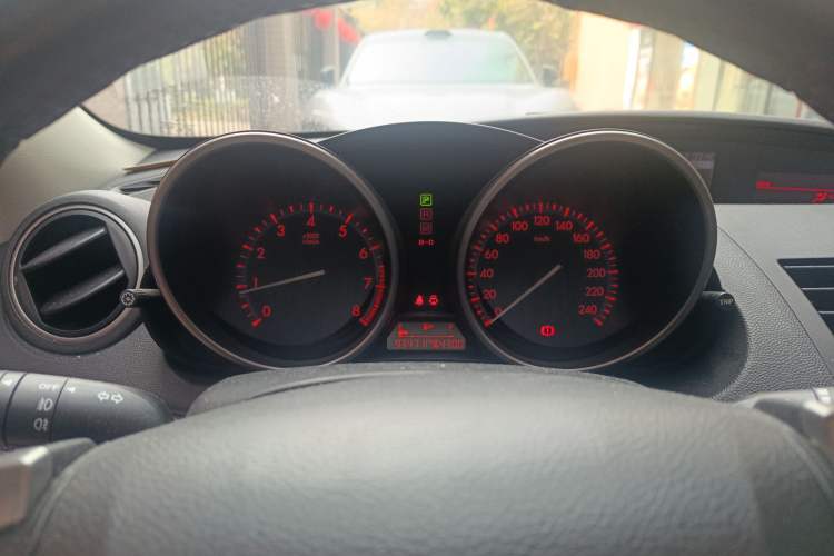 Used Mazda 3 2011 Sedan 2.0L Automatic Luxury Model
