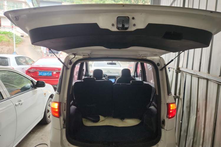 Used Oshan Olisway 2014 1.4L AMT YouShang Trim
