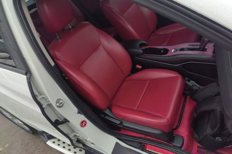 Used Honda Vezel 2017 1.5L CVT 2WD Comfort Model Right Front Seat