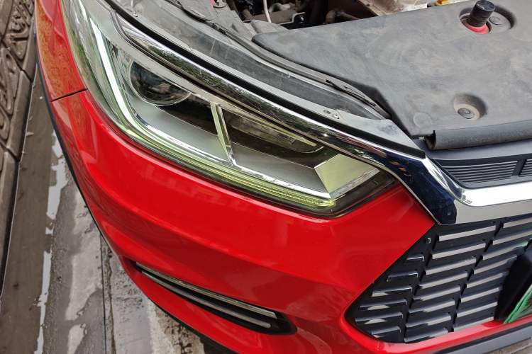 Used BYD Yuan New Energy 2018 EV360 Smart Connect Cool Edition