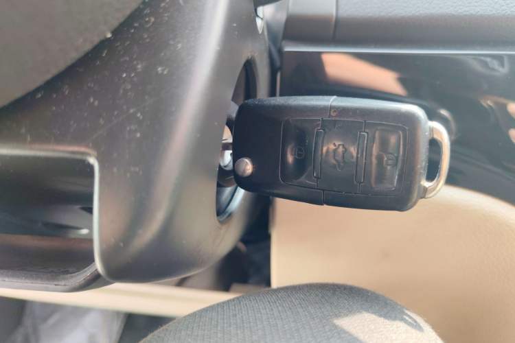 Used Volkswagen Lavida 2011 1.6L Automatic PinYou Edition Vehicle Key