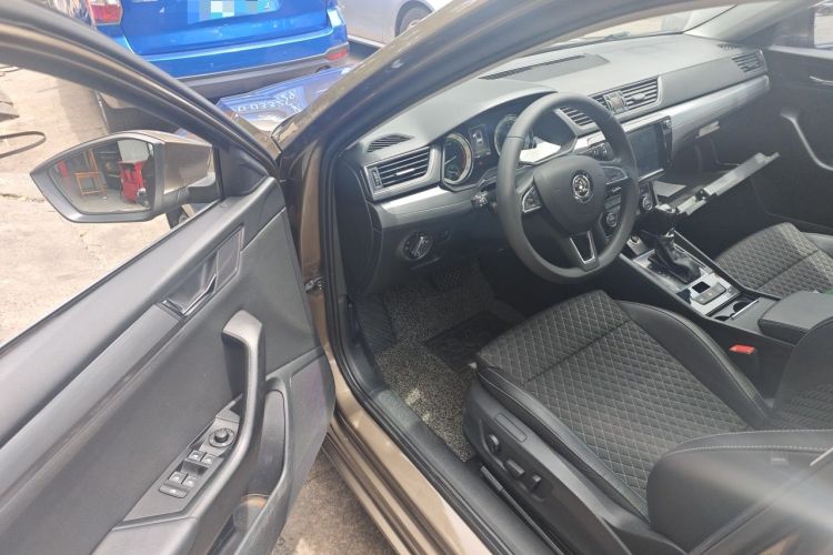 Used Skoda Superb 2018 TSI330 DSG Comfort Edition China VI Standard