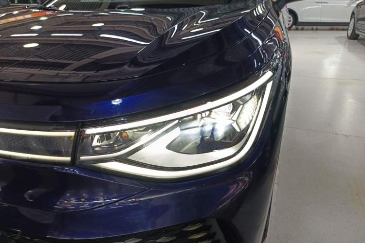 Used Volkswagen ID.6 X 2021 Pro Smart Long-Range Edition Left Front Headlight