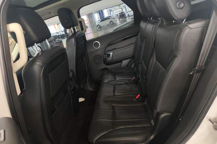 Used Land Rover Discovery 2018 3.0 SC V6 SE