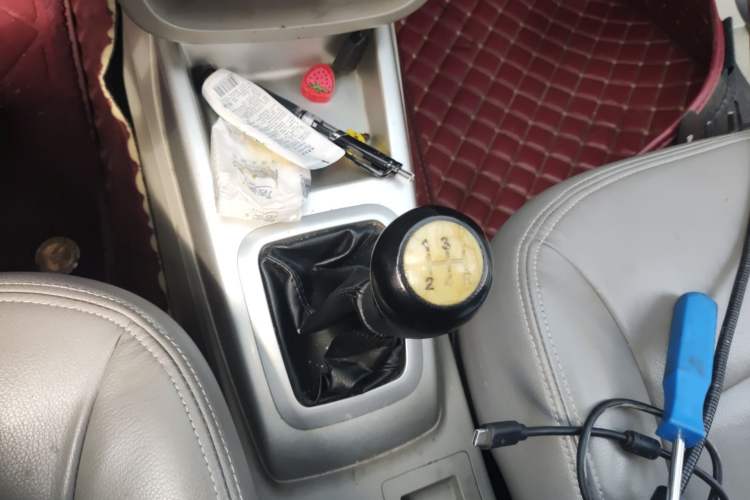 Used Changan Alsvin V3 2012 1.3L Manual Comfort Version China IV Standard