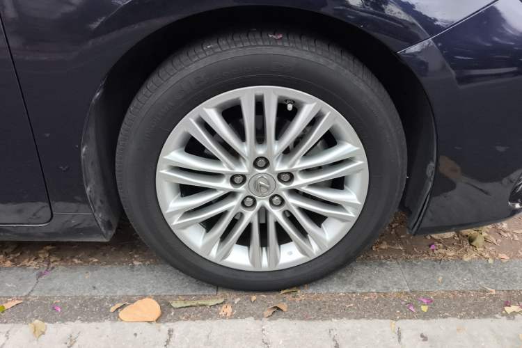 Used Lexus ES 2015 200 Comfort Edition