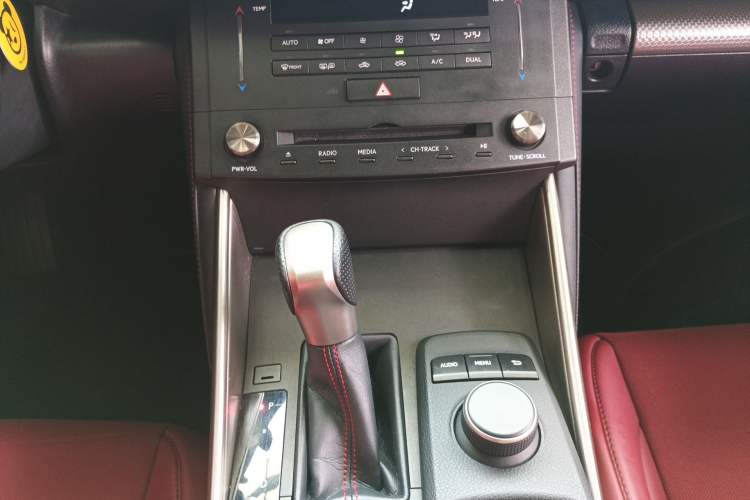 Used Lexus IS 2015 200t F SPORT