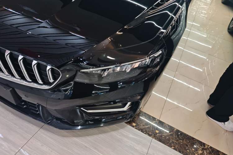 Used Geely Auto Preface 2025 Dongfang Yao 1.5TD Fuyao Edition Left Front Headlight