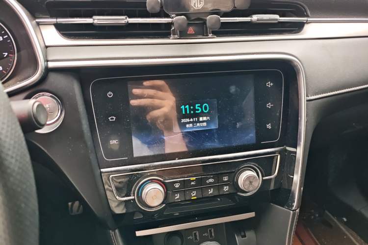 Used MG 6 2017 20T Automatic Luxury Smart Connect Version China V Standard Audio And AC Panel
