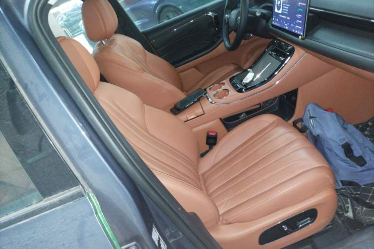 Used AION V 2024 Aion Tyrannosaurus 650 LiDAR Edition