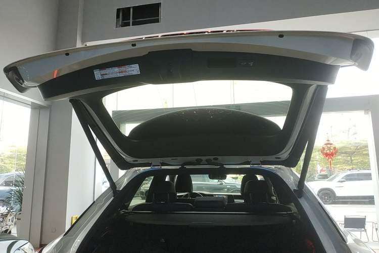 Used Lexus RX 2023 350h Two-Wheel Drive Comfort Edition Trunk