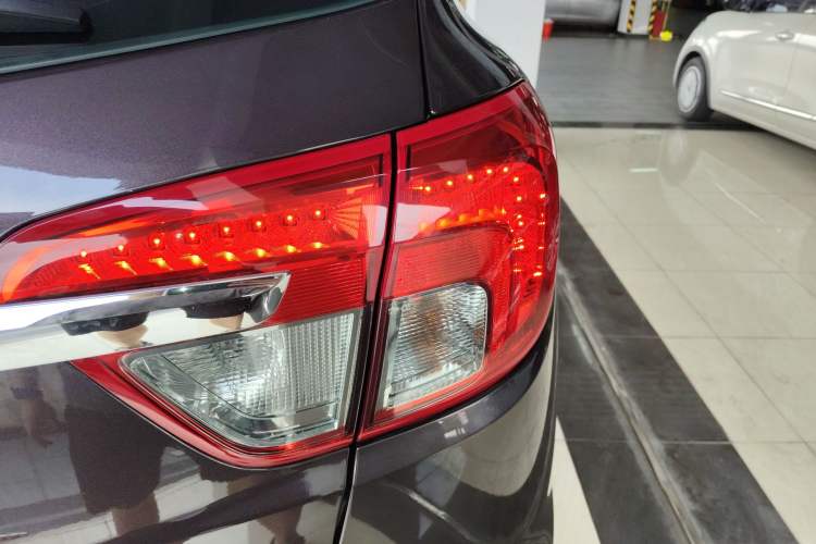 Used Buick Envision 2017 20T Two-Wheel Drive Leading Version
