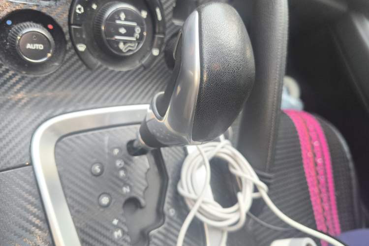 Used Peugeot 3008 2013 2.0L Automatic Trend Edition
