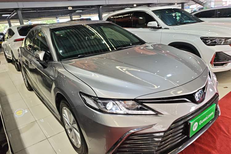 Used Toyota Camry 2021 Dual-Motor 2.5 HGVP Leading Edition Front Right 45 Deg