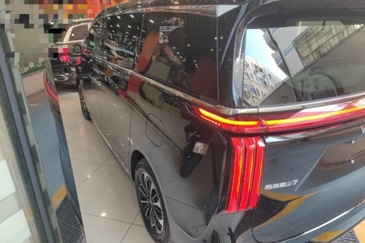 Used Wey Gaoshan 2025 Model Four-Wheel Drive Gao Shan 7
