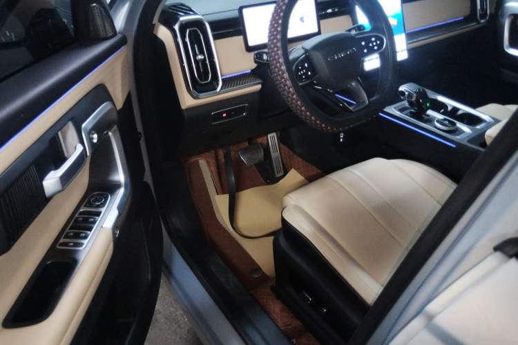 Used Chery Explore 06 2023 Revised Version Urban Edition 1.6T Two-Wheel Drive Luxury Trim