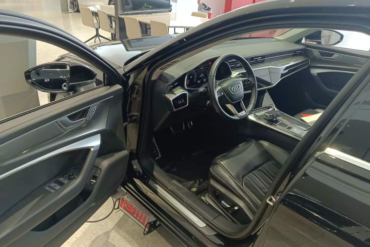 Used Audi A6L 2023 Revised 45 TFSI Prestige Elegant Edition Driver Seat