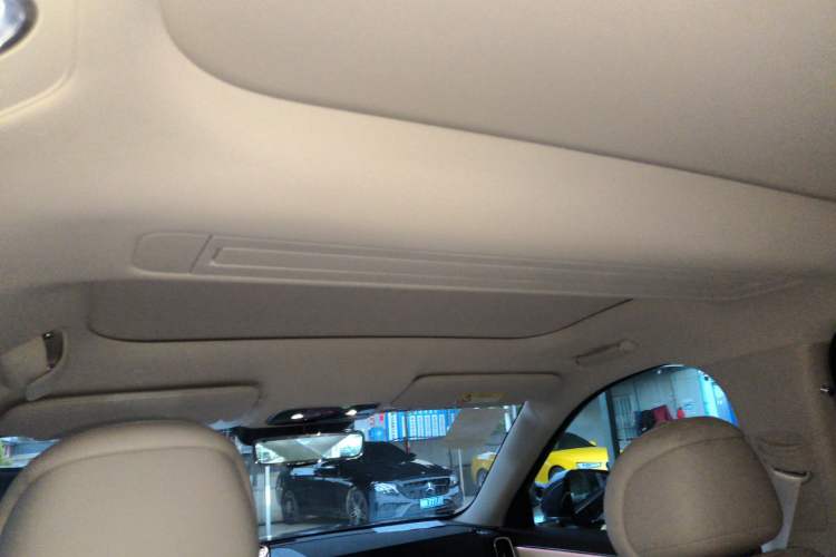 Used Hima AITO M8 2025 Extended-Range Ultra Version 53.4 kWh 6-Seater Edition Headliner