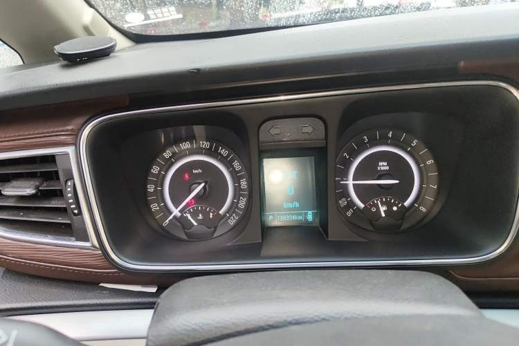 Used Buick GL8 2017 25S Luxury Version China V Standard