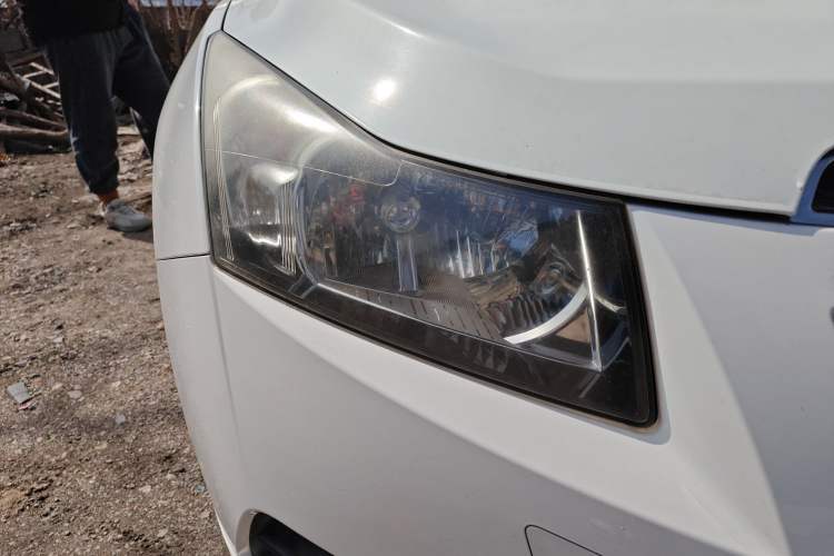 Used Chevrolet Cruze 2013 Hatchback 1.6L Manual Luxury Model
