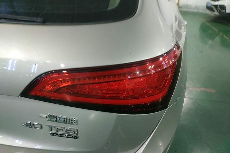 Used Audi Q5 2016 40 TFSI Trendy Edition Right Rear Taillight