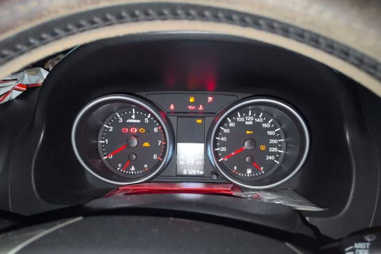 Haval H6 2011 2.0L Manual Two-Wheel Drive Elite Version usata