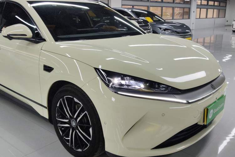 Used BYD Qin L 2025 EV 545KM Excellence Edition
