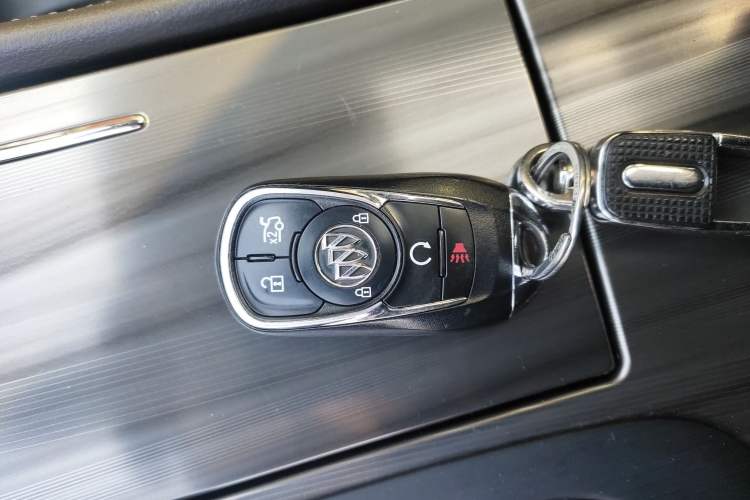 Used Buick LaCrosse 2019 28T Luxury Version