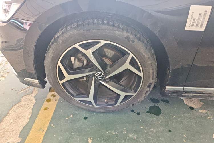 Used Volkswagen Magotan 2023 2 Million Units Commemorative Edition 330TSI DSG Luxury Version