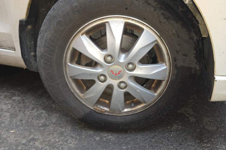 Used Wuling Hongguang 2014 1.5L S Standard Version