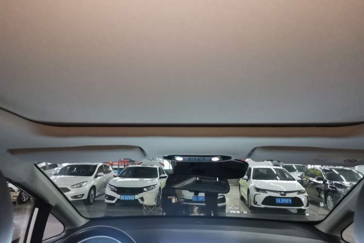 Used AION Y 2023 Plus 510 Smart Edition Headliner