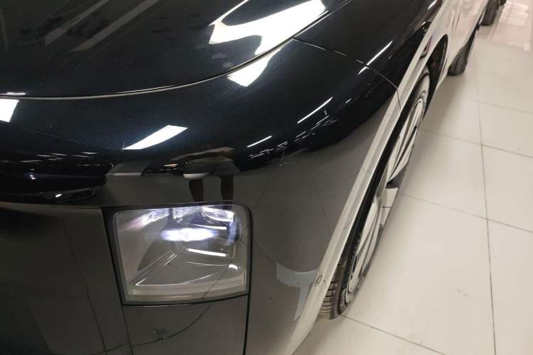 Used Li Auto i6 2025 Model Two-Wheel-Drive Standard Type Left Front Headlight