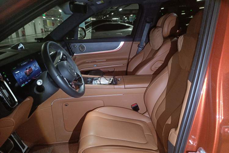 Used Hima AITO M9 2024 Range-Extended Max Edition 42 kWh 6-Seater Version
