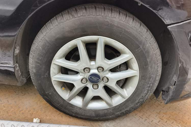 Used Ford Focus 2009 Hatchback 1.8L Automatic Fashion Edition