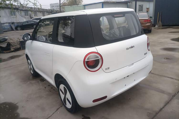 Used CHANGAN NEVO Lumin 2026 Model Treasure Edition 205km Passionate Beige Ningde Rear Left 45 Deg