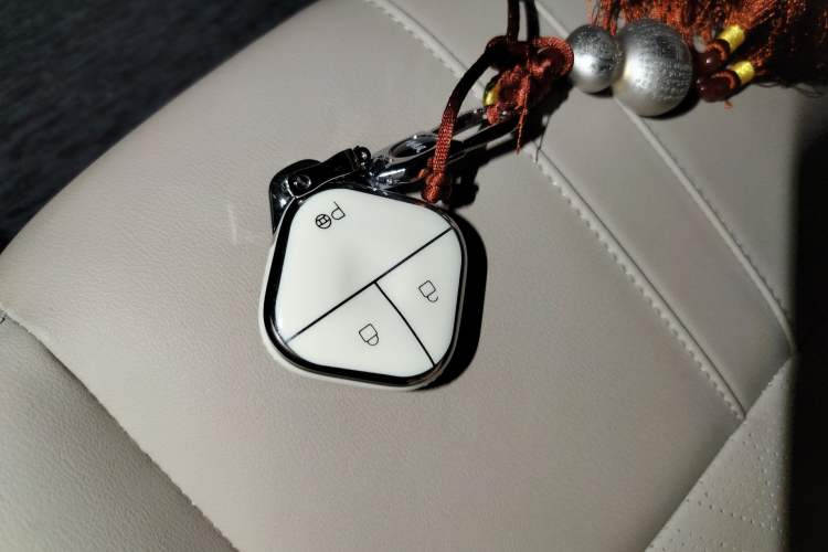 Used Baojun Spark EUV 2024 Prestige Edition 4 Seats