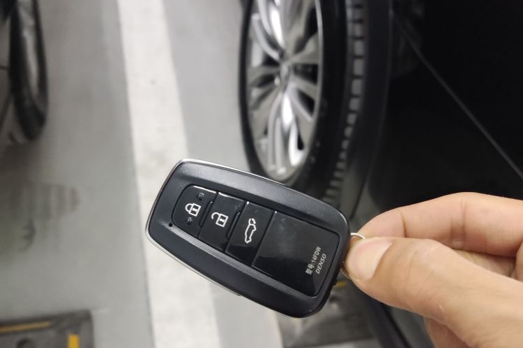 Used Toyota Highlander 2022 Dual-Engine 2.5L Four-Wheel Drive Supreme Edition 7-Seater Vehicle Key